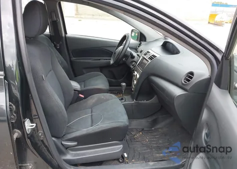 2012 Toyota Yaris z USA, uszkodzony, nr VIN JTDBT4K31CL021568